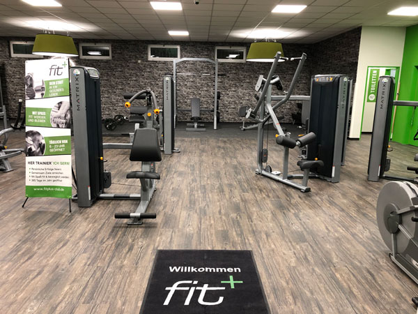 fitplus_Fitnessstudio Huelben Geraetetraining_3